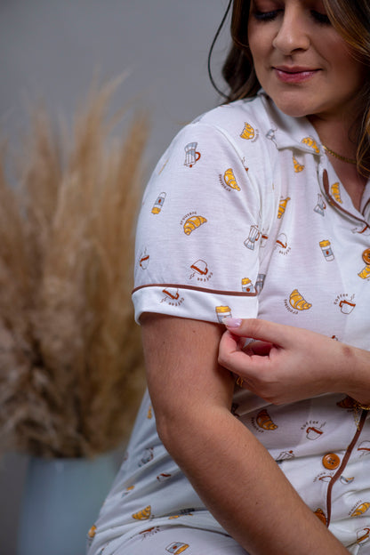 PIJAMA AMERICANO CURTO - CAFÉ DA MANHÃ