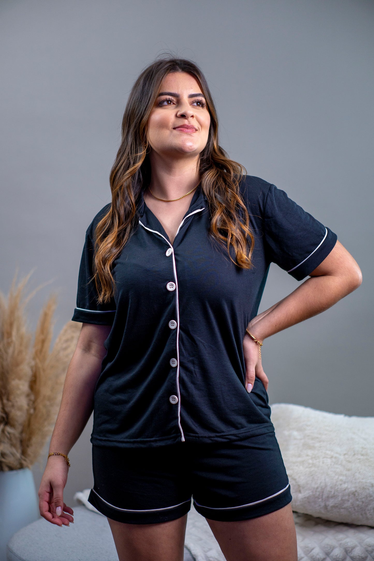 PIJAMA AMERICANO CURTO - LAR PRETO